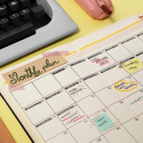 bullet-journal-keyboard-high-angle-100 (1)