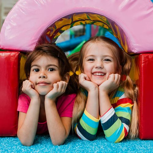 little-kid-playing-1000px (1)